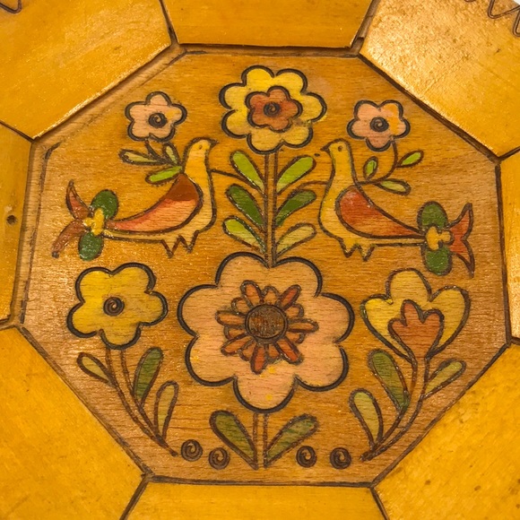 Vintage Mid-Century Folk Art Hand-Painted Pyrography Wooden Hexagon Plate - Picture 6 of 6